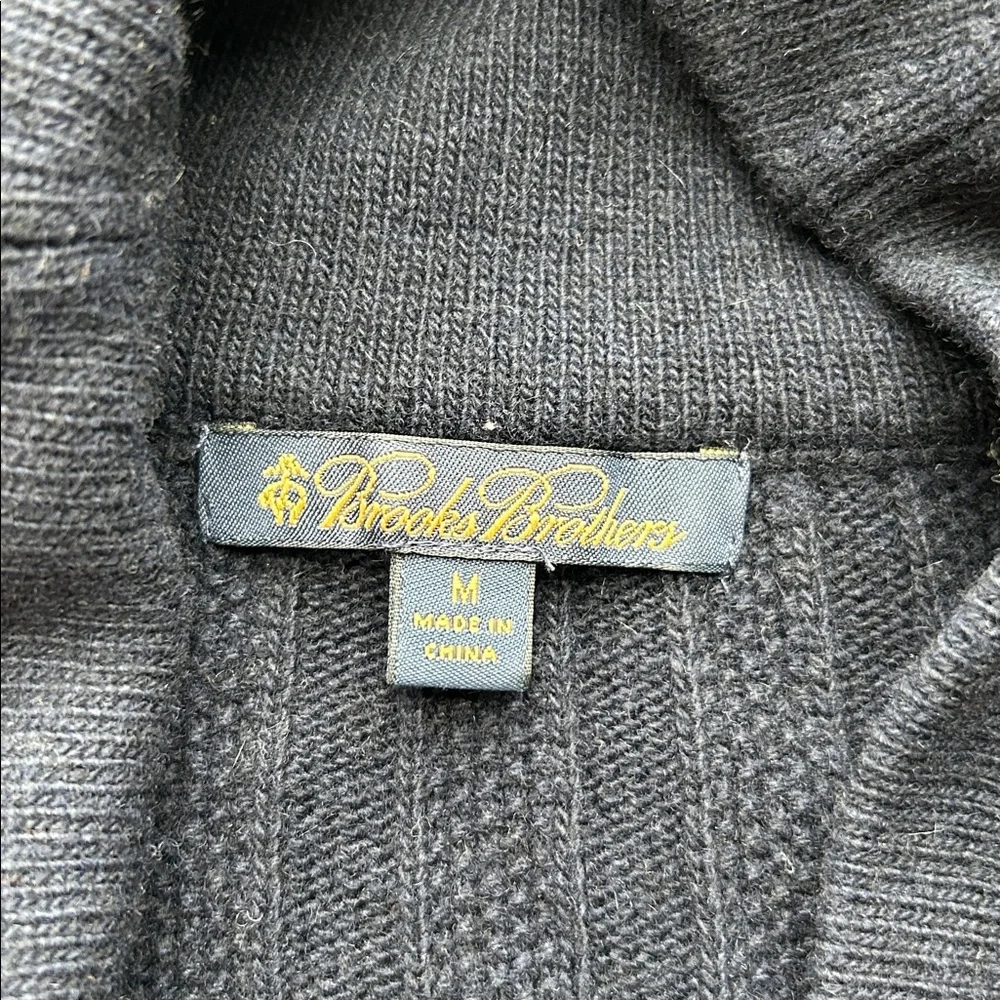 Brooks Brothers Navy Cable Knit Shawl Collar Cardigan Gold Buttons M - Picture 2 of 11